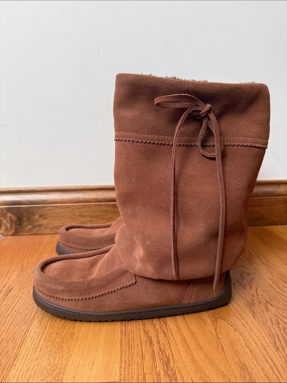 Manitobah Hunter Waterproof Winter Boots Suede Comfort Unisex Men’s 7 Ladies 9